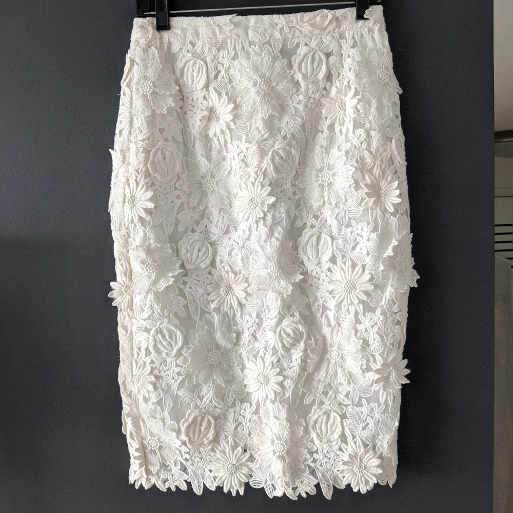 Badgley Mischka ivory embroidered flower skirt